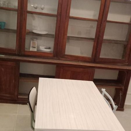 カルカソンヌ L'Ombrelle Bed & Breakfast エクステリア 写真