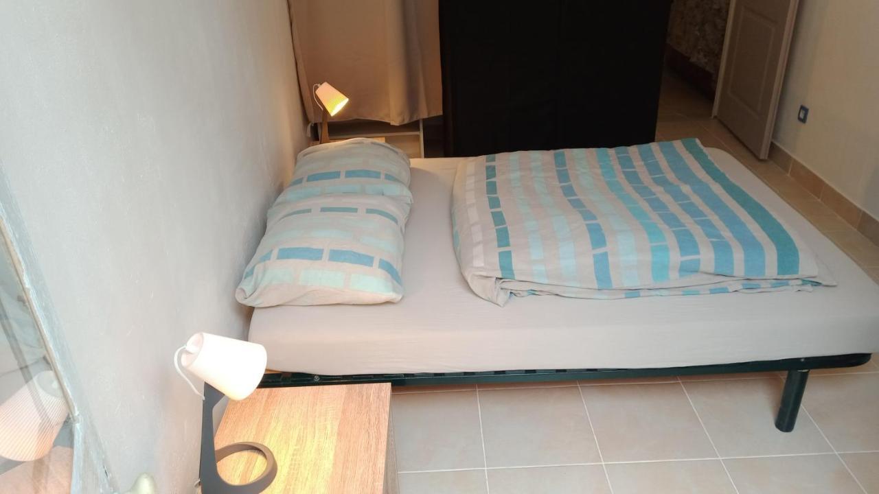 カルカソンヌ L'Ombrelle Bed & Breakfast エクステリア 写真
